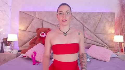 Clara del mar online show from May 5, 10:40 am