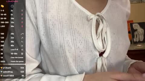 Selena online show from April 9, 2:00 pm