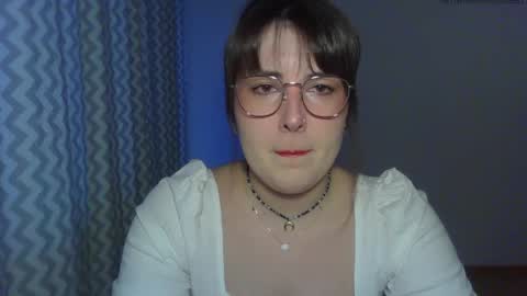 Clara online show from May 13, 6:02 pm