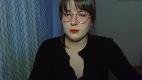 Clara online show from May 18, 6:03 pm