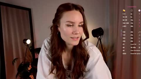 Claire online show from May 26, 1:54 pm