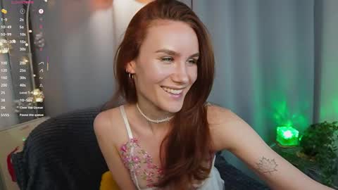 Claire online show from May 23, 2:04 pm