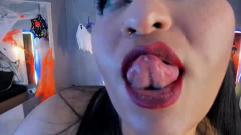 clarigil online show from October 21, 9:52 pm