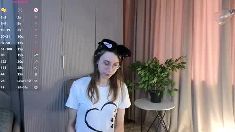 Sara online show from May 25, 7:07 am