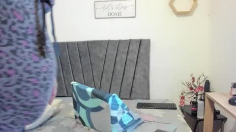 clarise_cooper online show from March 24, 8:09 am