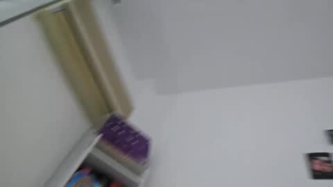 clau_pz online show from November 19, 10:04 am