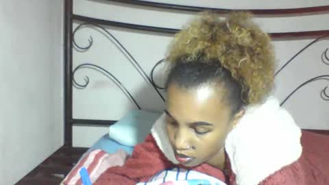 claudianne online show from May 9, 10:12 pm