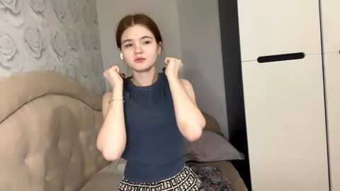 Alice online show from April 9, 8:58 pm