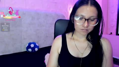 Cloe online show from May 19, 1:56 am