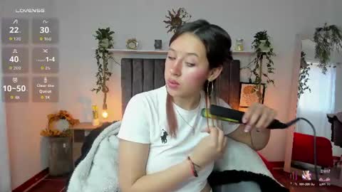 cloe_7 online show from June 29, 12:27 pm