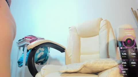 cloe_brown1 online show from May 8, 8:43 pm