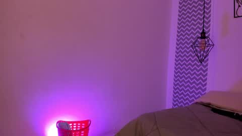 cloe online show from November 24, 10:45 pm