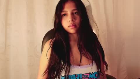 Cloe online show from April 6, 1:45 pm