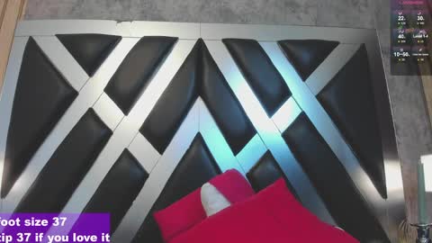 lady cloe person online show from May 16, 3:42 am