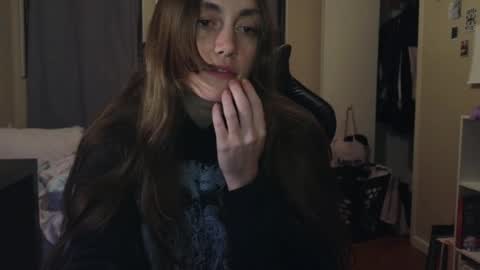 Clover online show from December 22, 9:33 am