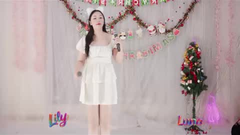 coco2002924 online show from January 12, 5:34 am