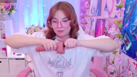 Mia online show from January 14, 8:47 pm