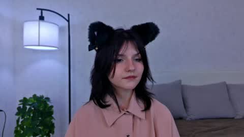 Kim online show from May 17, 10:36 am