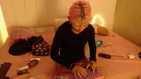 coffe_eyes online show from January 14, 8:41 am