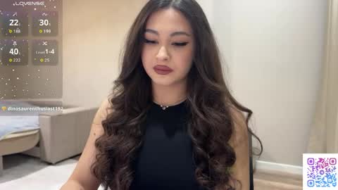 Yumi online show from May 19, 11:01 pm