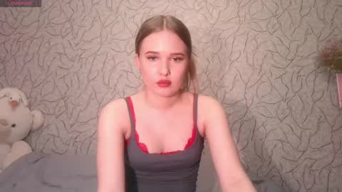 Alice online show from May 26, 2:27 pm