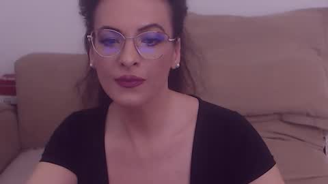 Maddison online show from May 17, 3:16 am