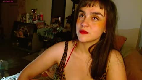 Collette online show from October 12, 7:00 am