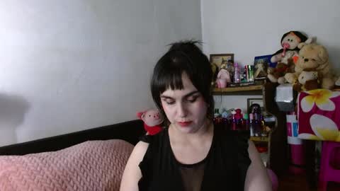 Collette online show from May 11, 11:23 am