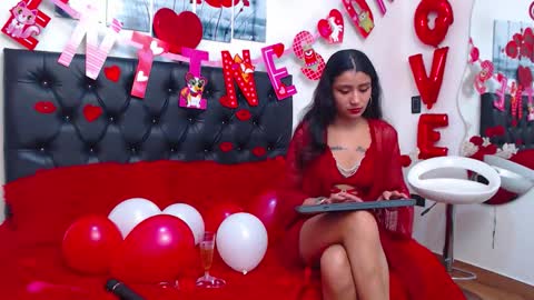 conni_f00x online show from February 16, 1:05 am