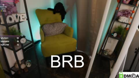 Amy online show from April 3, 1:42 pm