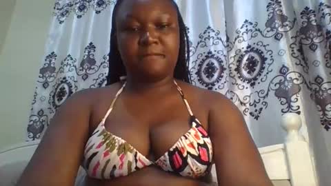 coolgirl001 online show from October 13, 6:10 pm