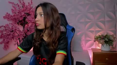  CORA  online show from November 11, 12:57 pm