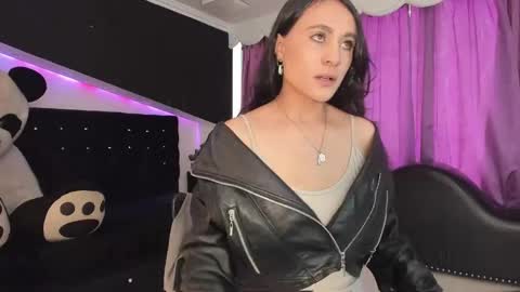 Coral  online show from February 18, 12:48 pm