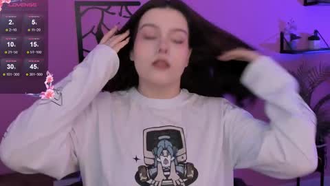 little girl who is always right or Coraline online show from March 5, 5:18 am