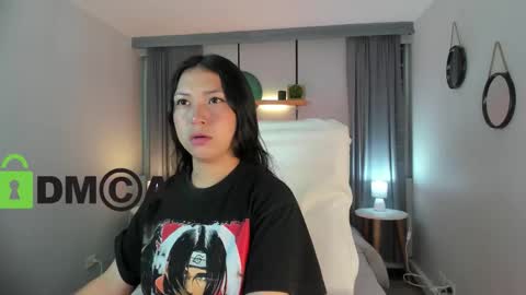 Coral Stefani online show from October 27, 12:17 am