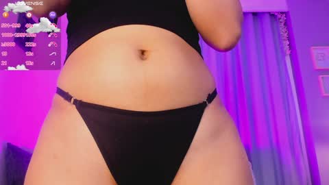Coral Stefani online show from December 12, 7:52 am