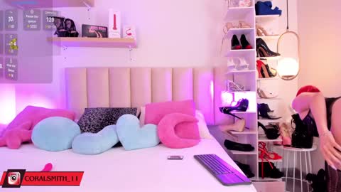 Coral Smith online show from January 23, 1:13 pm