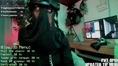 cos_operator online show from December 18, 9:41 pm