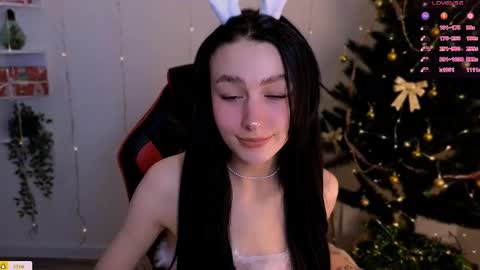 cosmicfaye online show from December 25, 8:07 am