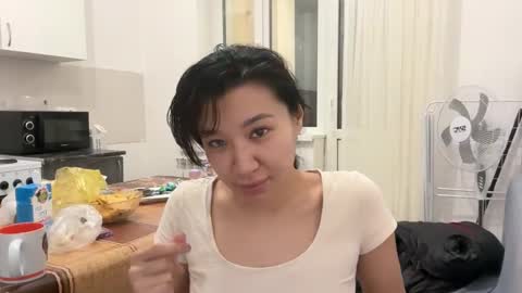 Lina online show from January 13, 1:26 pm