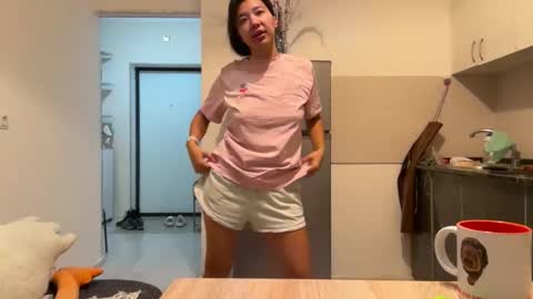 Lina online show from October 18, 1:36 pm