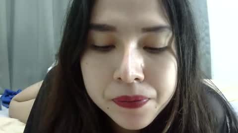 Liz Gwyneth Charlota online show from April 25, 4:15 pm