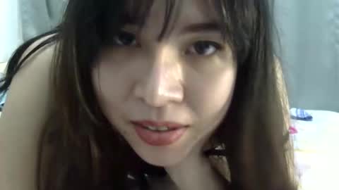 Liz Gwyneth Charlota online show from May 15, 2:42 pm