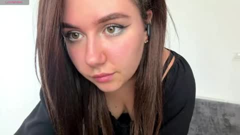 cozypeoni online show from May 20, 1:52 pm