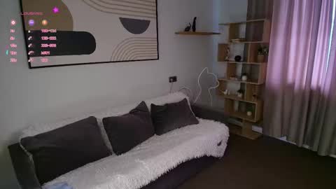 Emma online show from March 28, 8:36 am