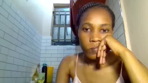 crazybee256 online show from September 26, 7:22 pm