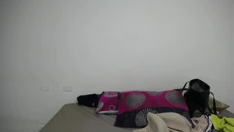 diosalinda online show from March 12, 8:00 pm