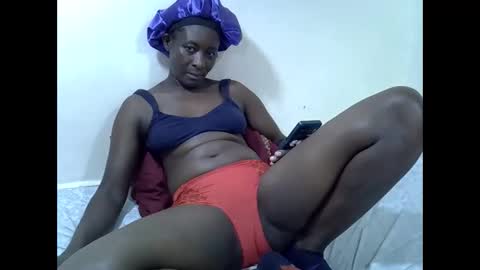 creamiepussyy online show from March 27, 8:05 am