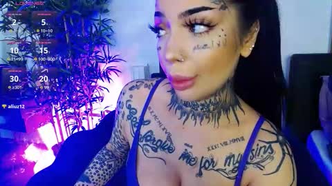 Sophie online show from March 25, 8:06 am