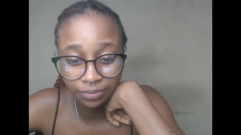 creamyxmuffin online show from September 12, 10:06 pm